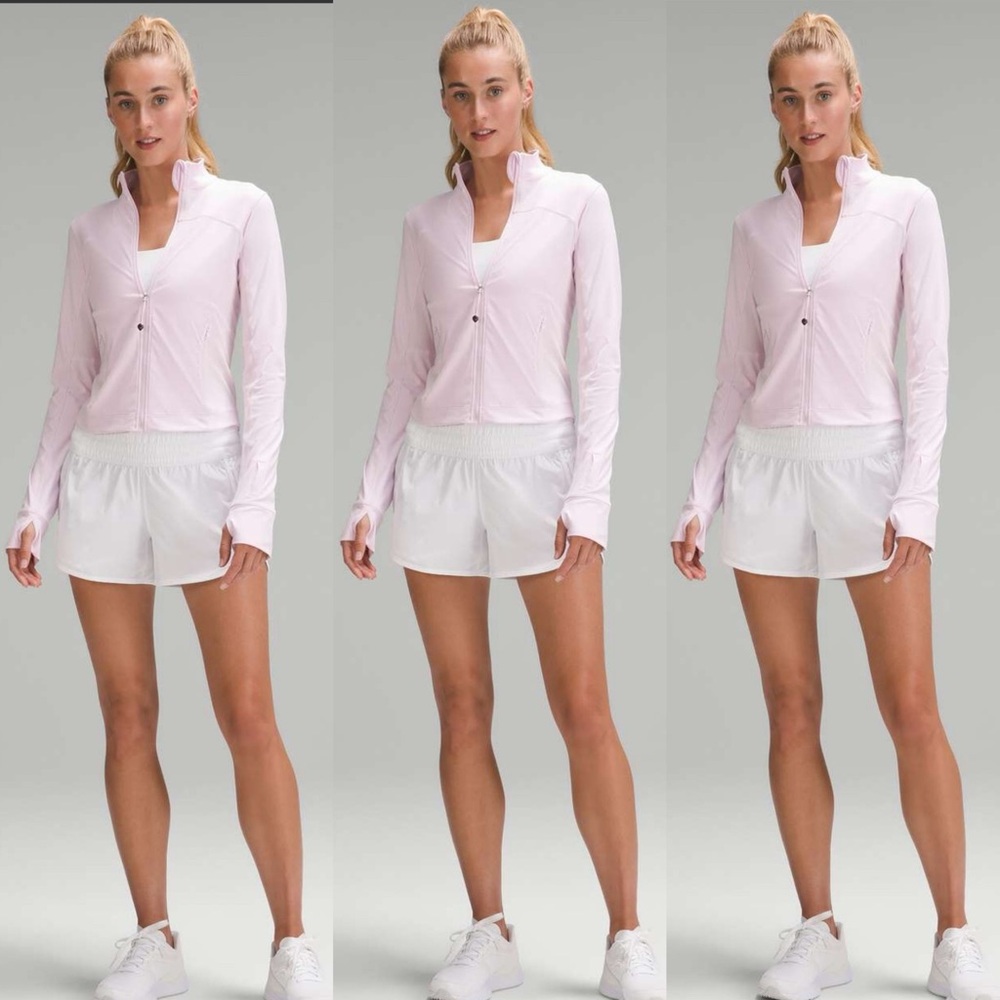 🤍Lululemon Running Jacket lightweight in meadow pink color! Size 6! Never worn!